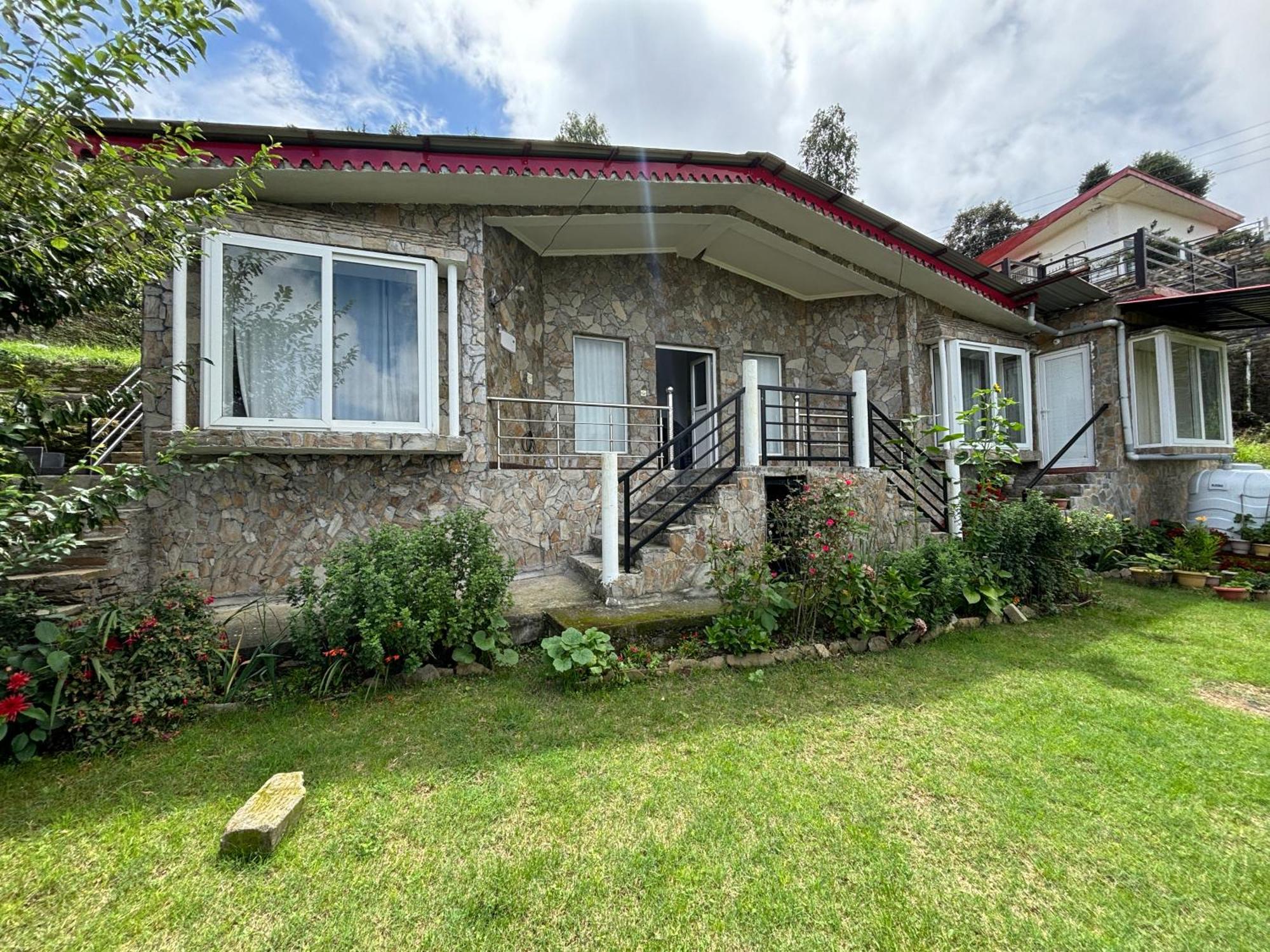 Indus Valley Mukteshwar Villa Ngoại thất bức ảnh