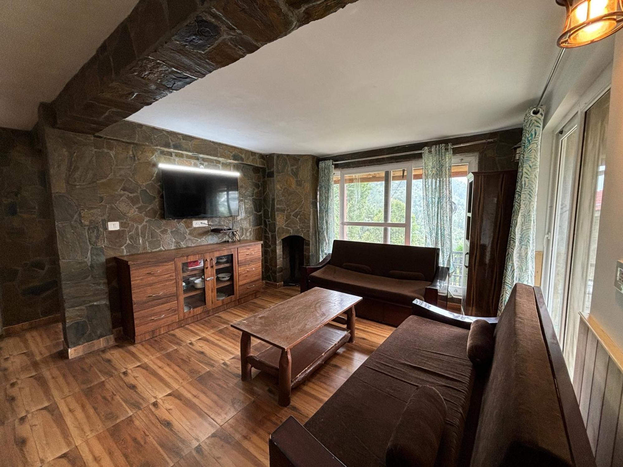 Indus Valley Mukteshwar Villa Ngoại thất bức ảnh